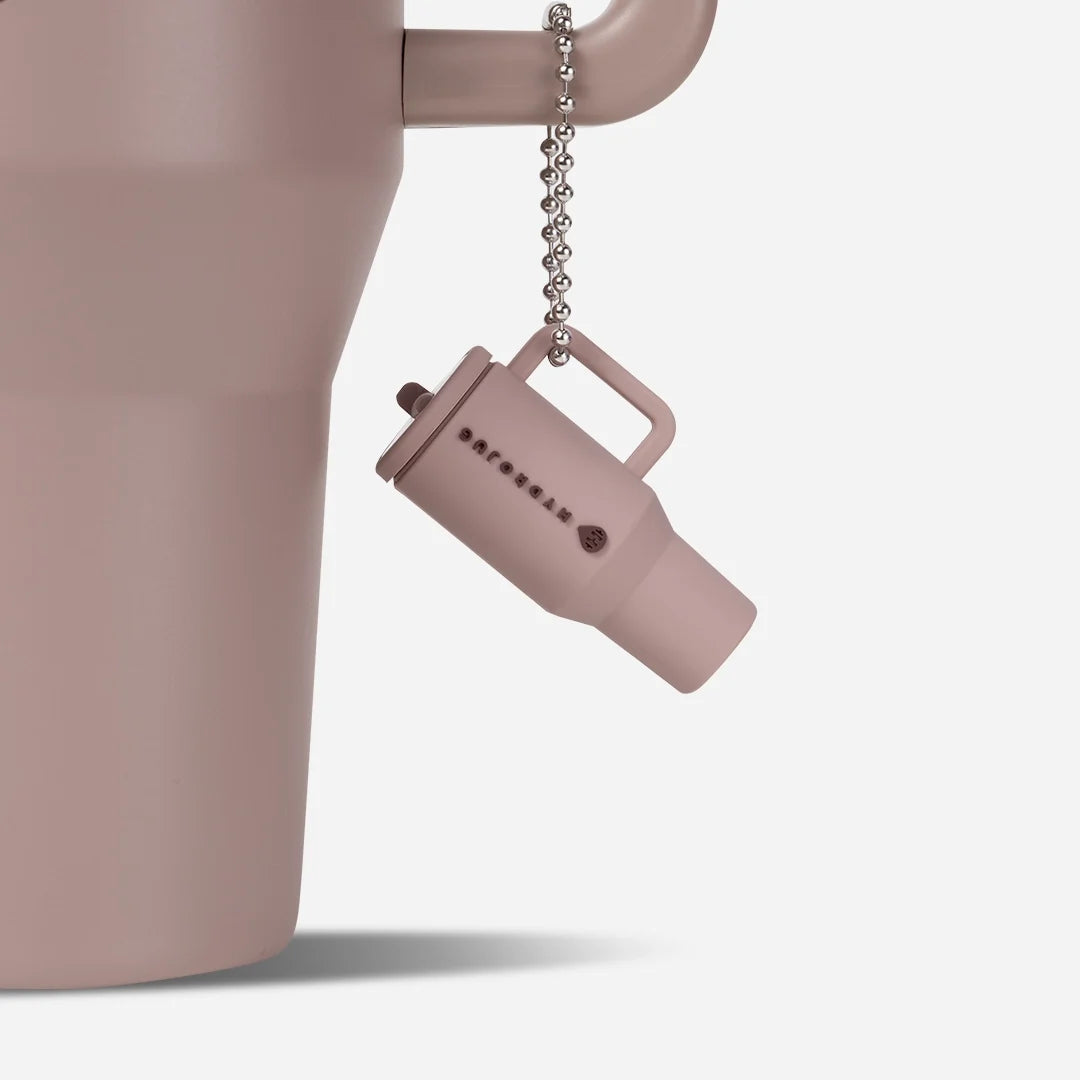 traveler-keychain-h9 Web-TravelerKeychainPhotos-Mauve2.webp